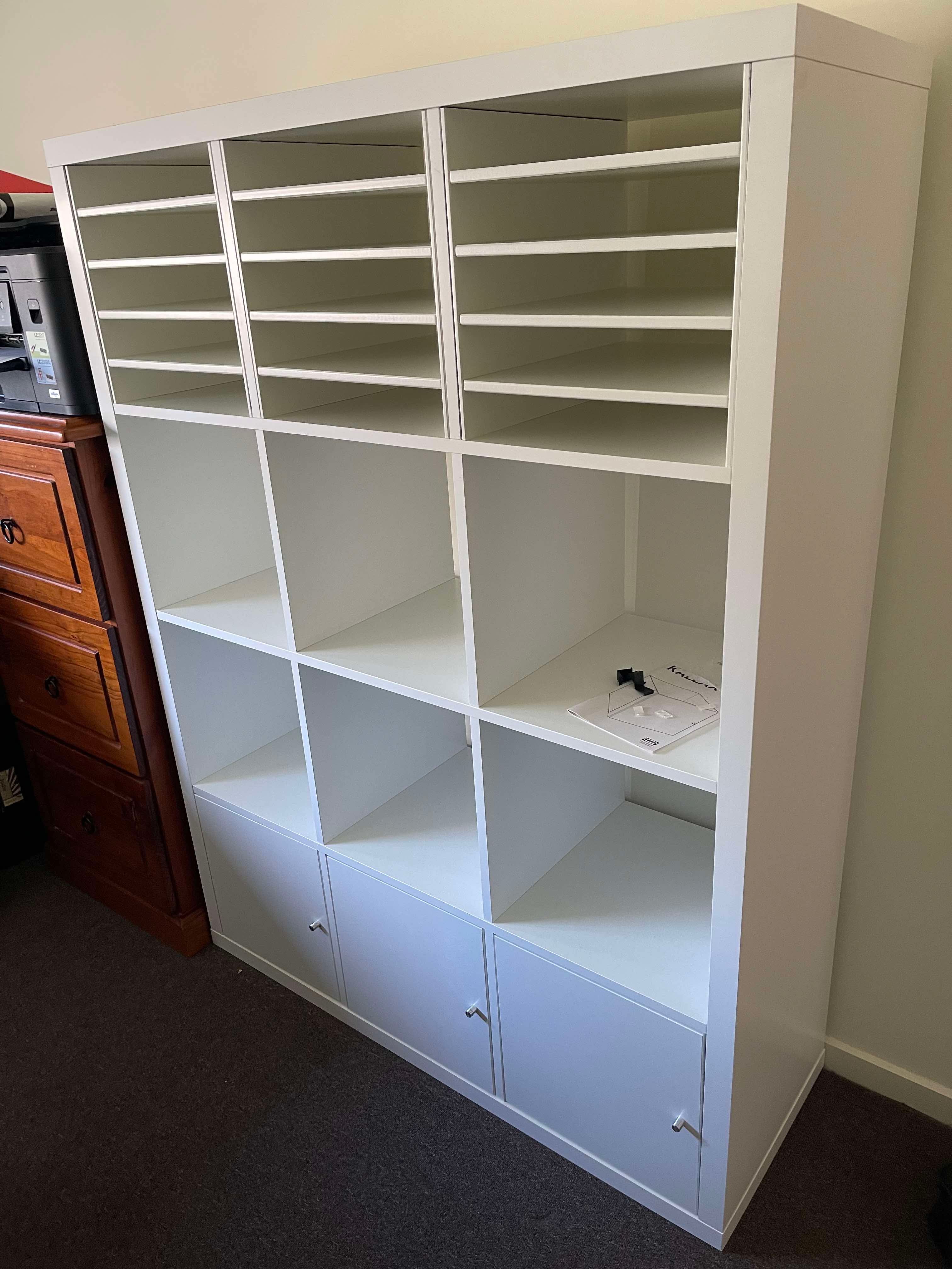 Storage shelving unit assembled