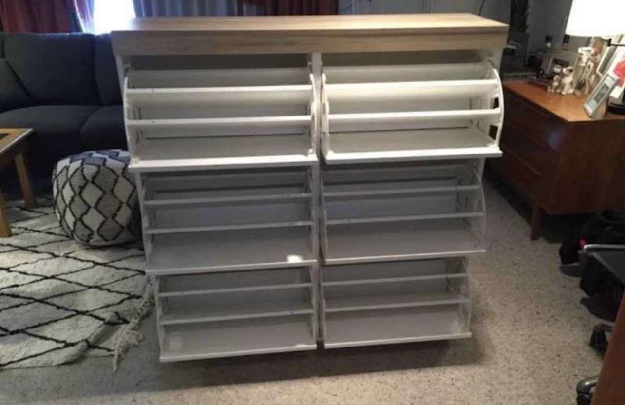 Shoe rack / shoe storage assembled